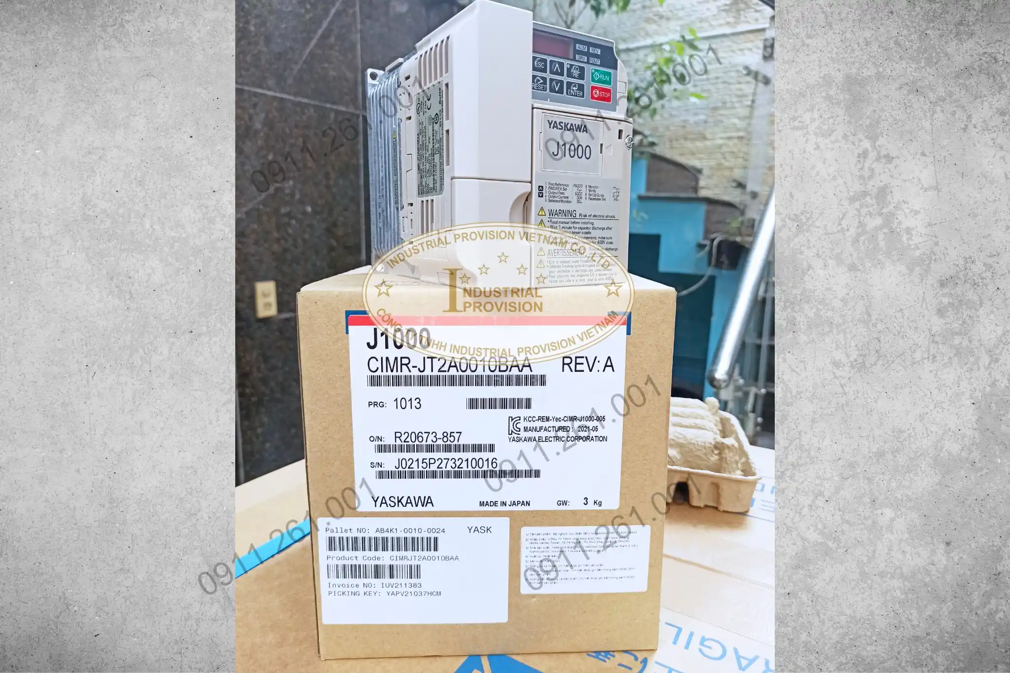 Biến tần Yaskawa J1000 1.5/2.2kW 220VAC, CIMR-JT2A0010BAA 12 CIMR-JT2A0010BAA